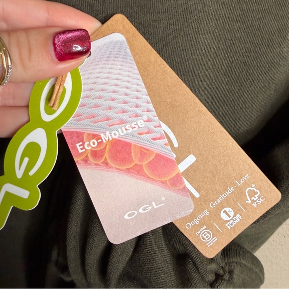 OGL Deep Olive Long Sleeve Ruched Hem Top Size L - Picture 6 of 9